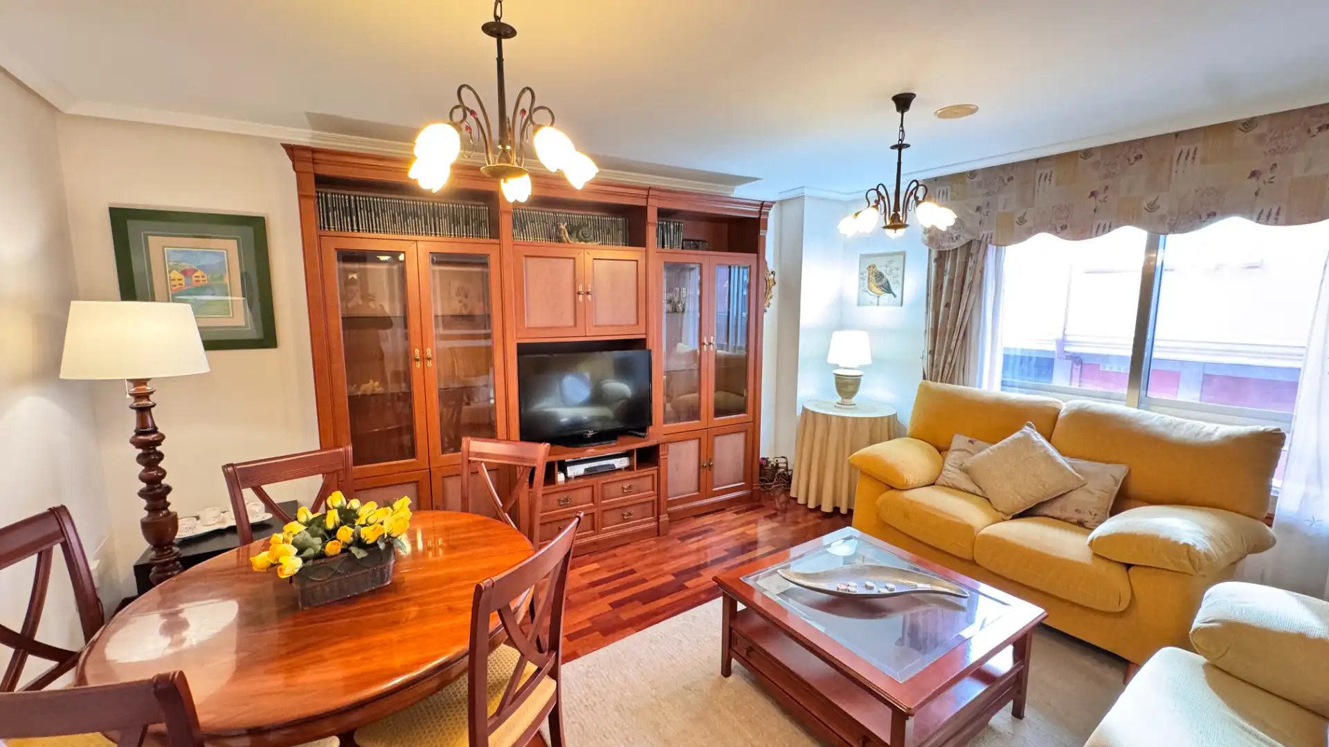 Wohnzimmer von Wohnung zum Verkauf in Arteixo mit Heizung, Parkett und Terrasse