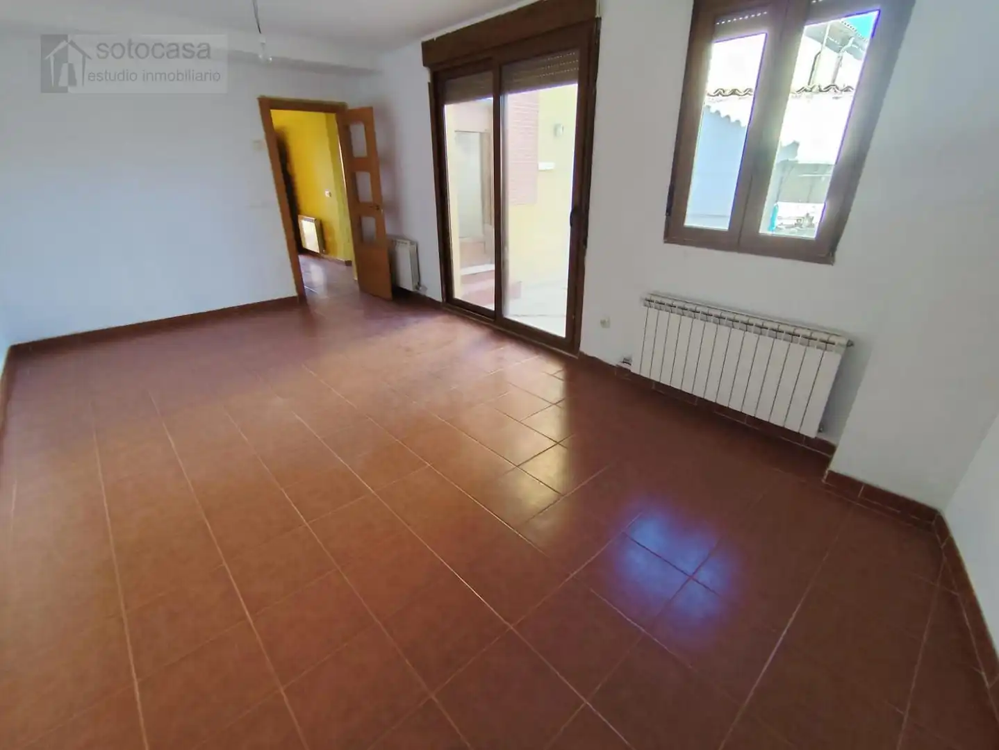 Casa adosada en venda en Corcos amb Calefacció