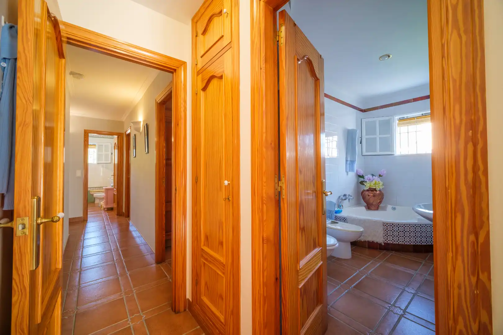 Casa o xalet en venda en Montequinto amb Jardí privat, Terrassa i Moblat