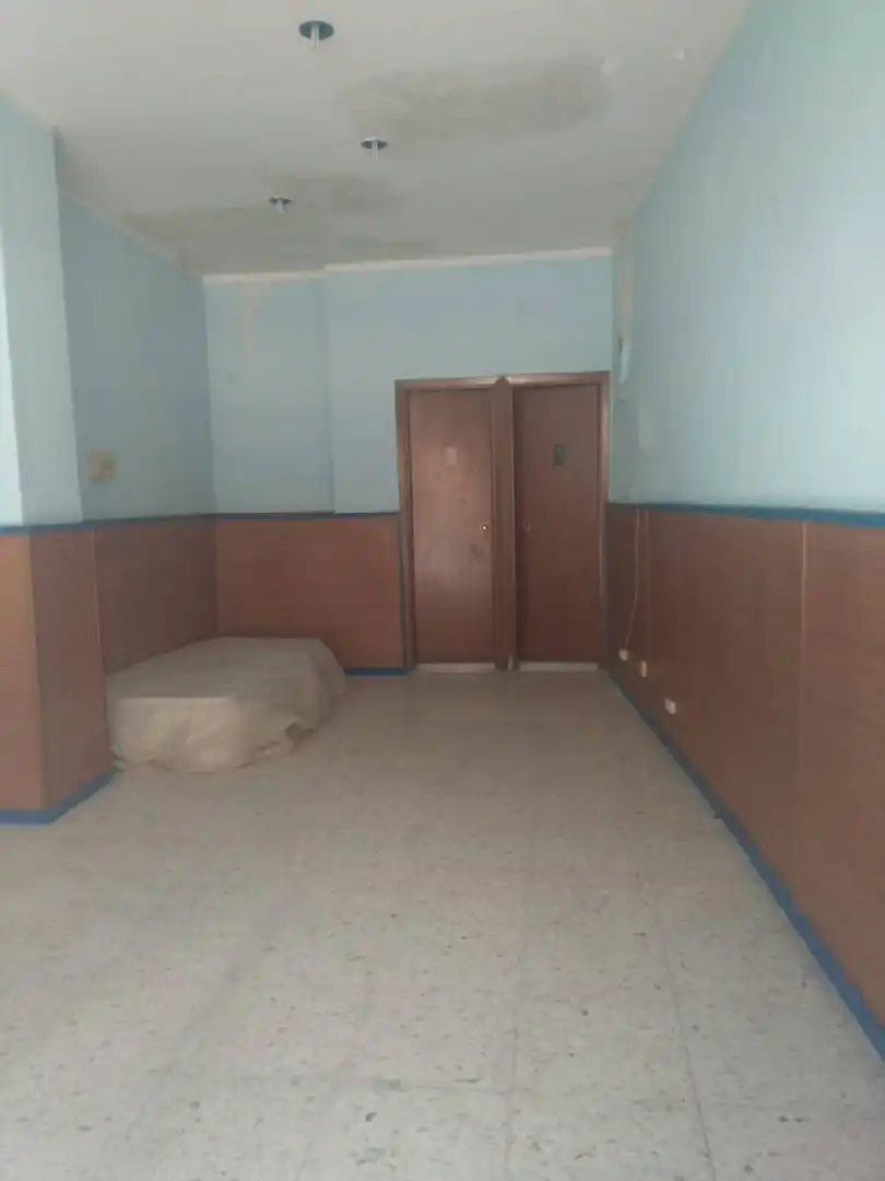 Habitación de Local de alquiler en Alcalá de Guadaira