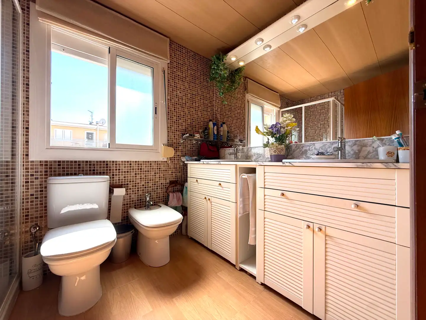 Baño de Piso en venta en Cambrils con Terraza y Amueblado