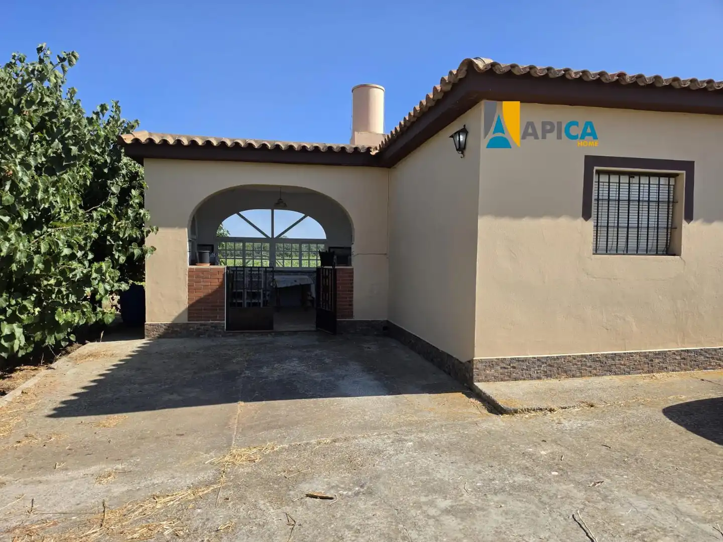 Exterior view of Houses for sale in Chiclana de la Frontera  with Terrace and Furnished