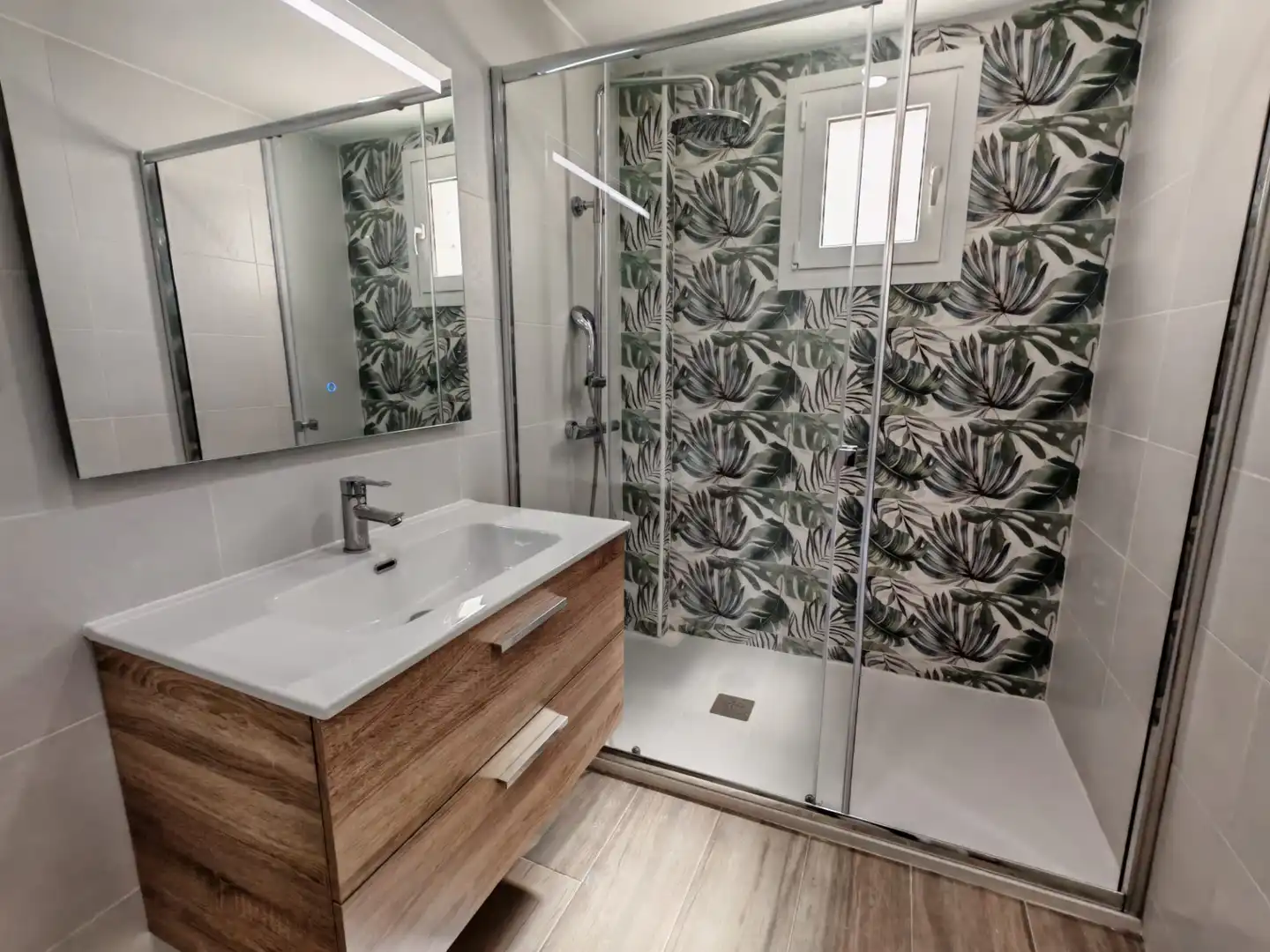 Bathroom of Flat for sale in Móstoles  with Heating, Parquet flooring and Terrace