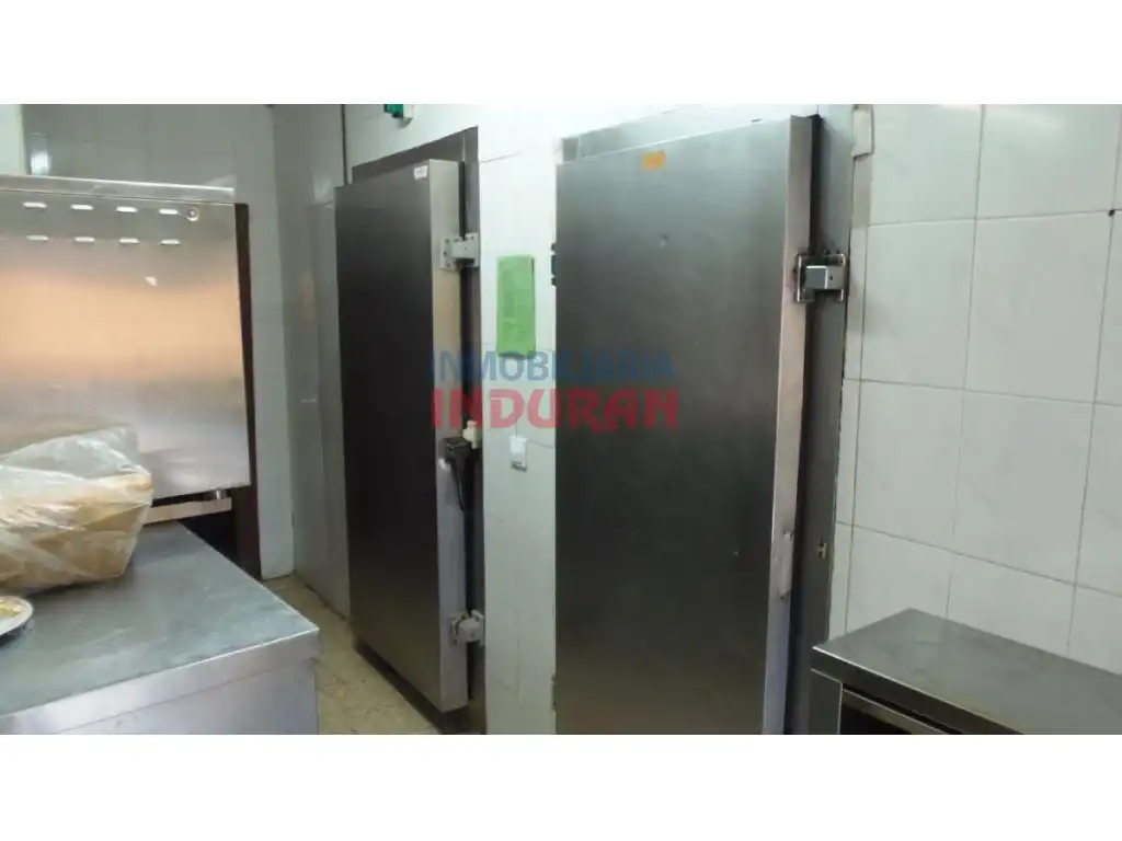 Local en venta en Calera y Chozas