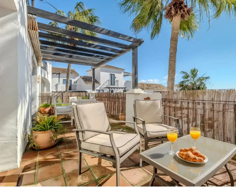 Piso con piscina en venta en Río Real - Los Monteros, imagen 3