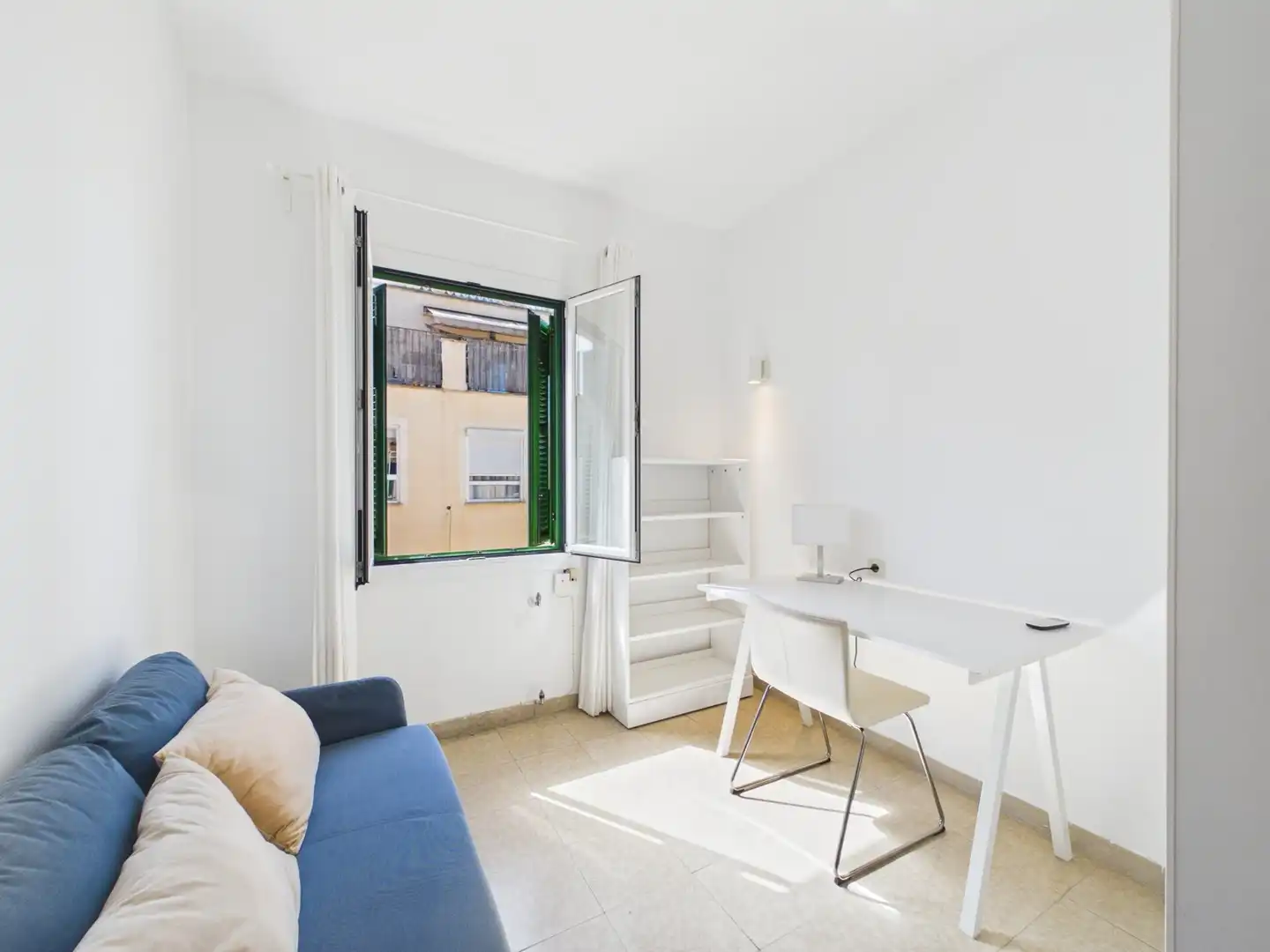 Dormitori de Apartament de lloguer en  Palma de Mallorca amb Aire condicionat