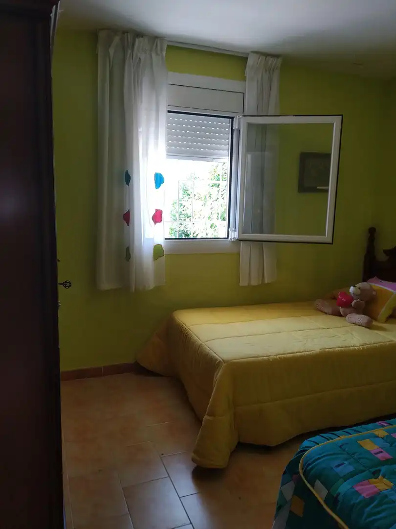 Dormitori de Casa o xalet en venda en Úbeda amb Aire condicionat, Terrassa i Traster
