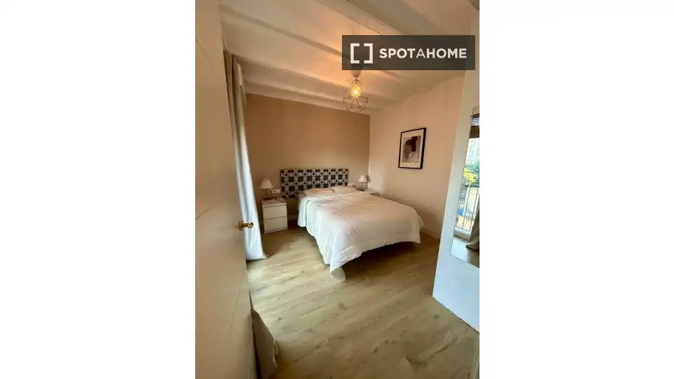 Habitación de Piso de alquiler en Barcelona con Aire acondicionado, Calefacción y Amueblado