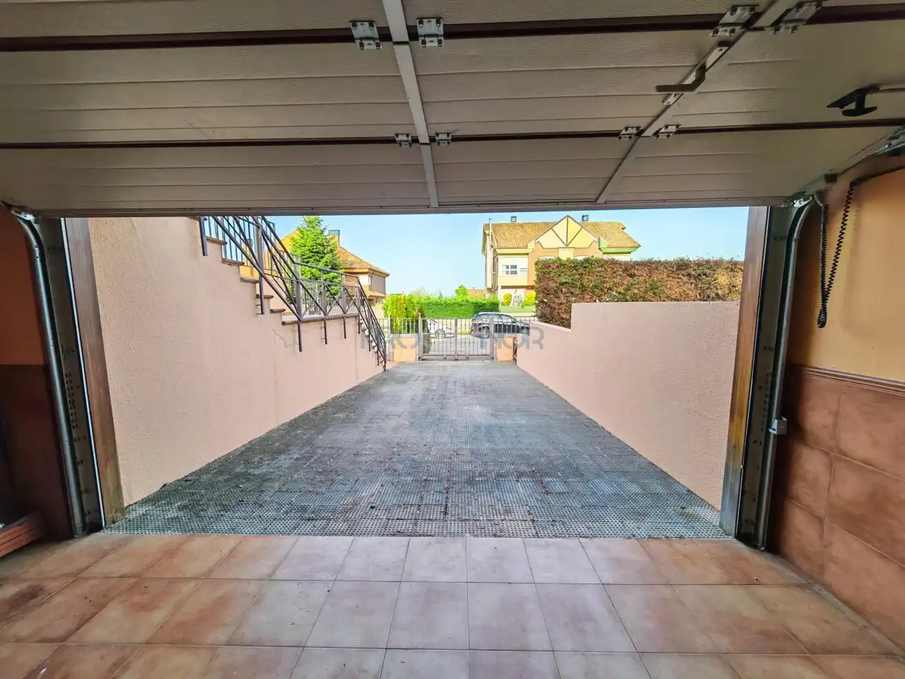Parking de Casa o chalet en venta en Sariegos con Calefacción, Jardín privado y Terraza