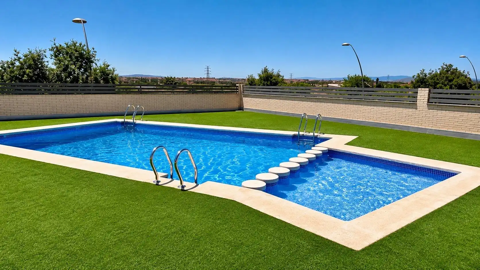 Piscina de Planta baja en venta en Paterna con Aire acondicionado, Calefacción y Jardín privado