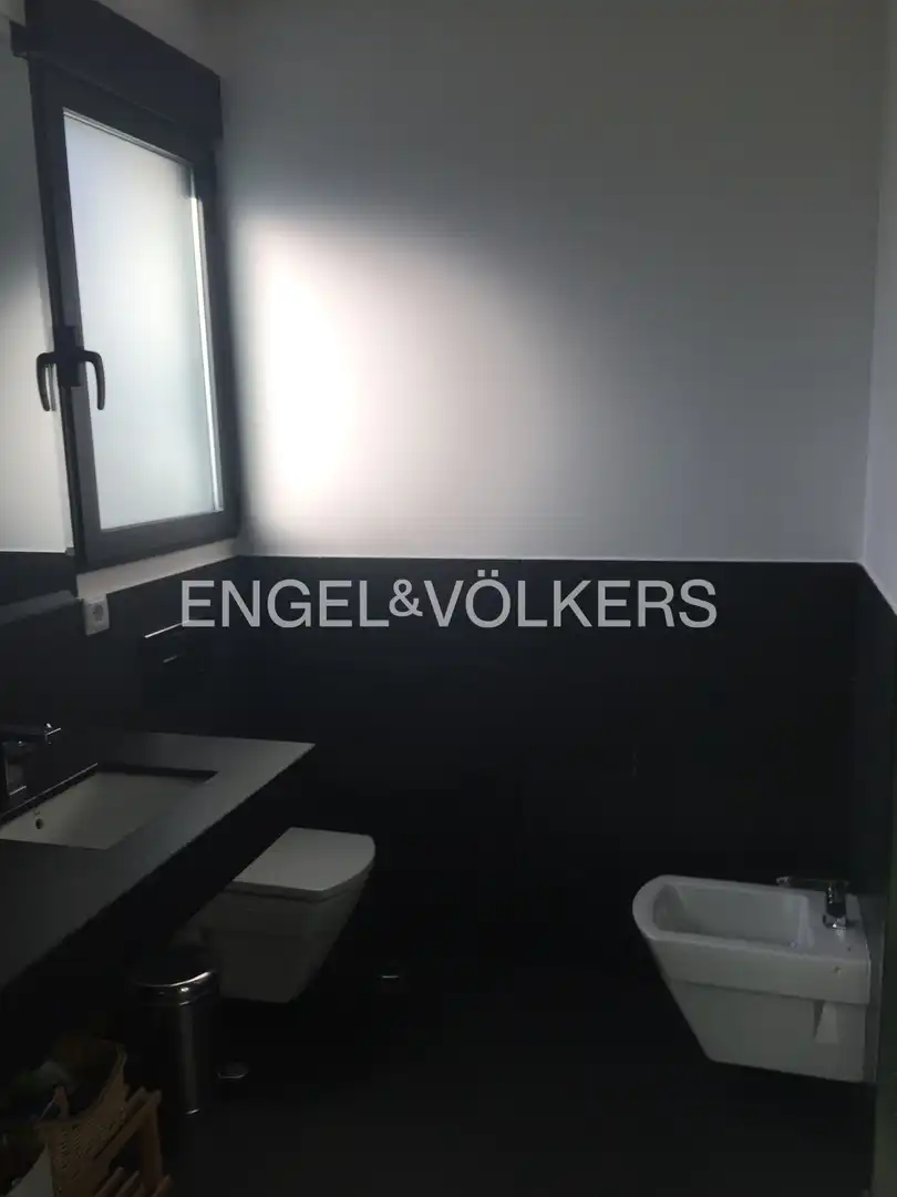 Baño de Casa o chalet de alquiler en Torrelodones con Aire acondicionado, Calefacción y Jardín privado