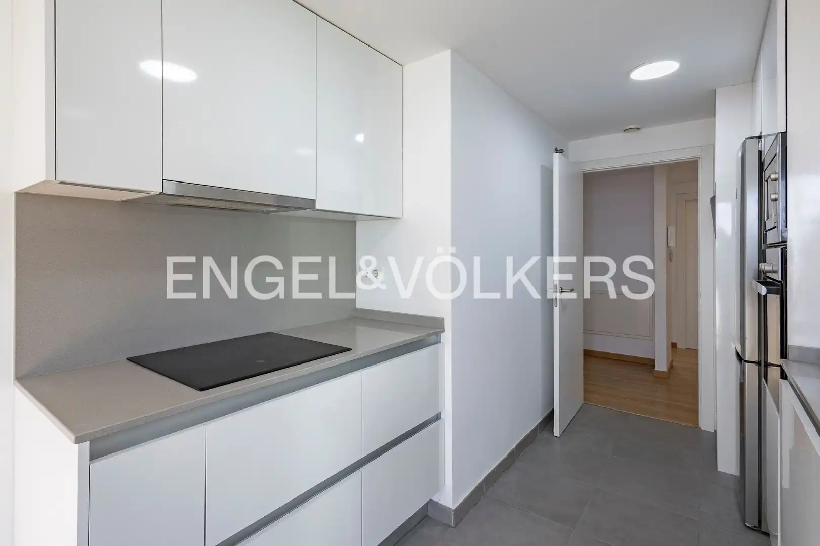 Cocina de Piso en venta en Sant Just Desvern con Aire acondicionado, Calefacción y Jardín privado