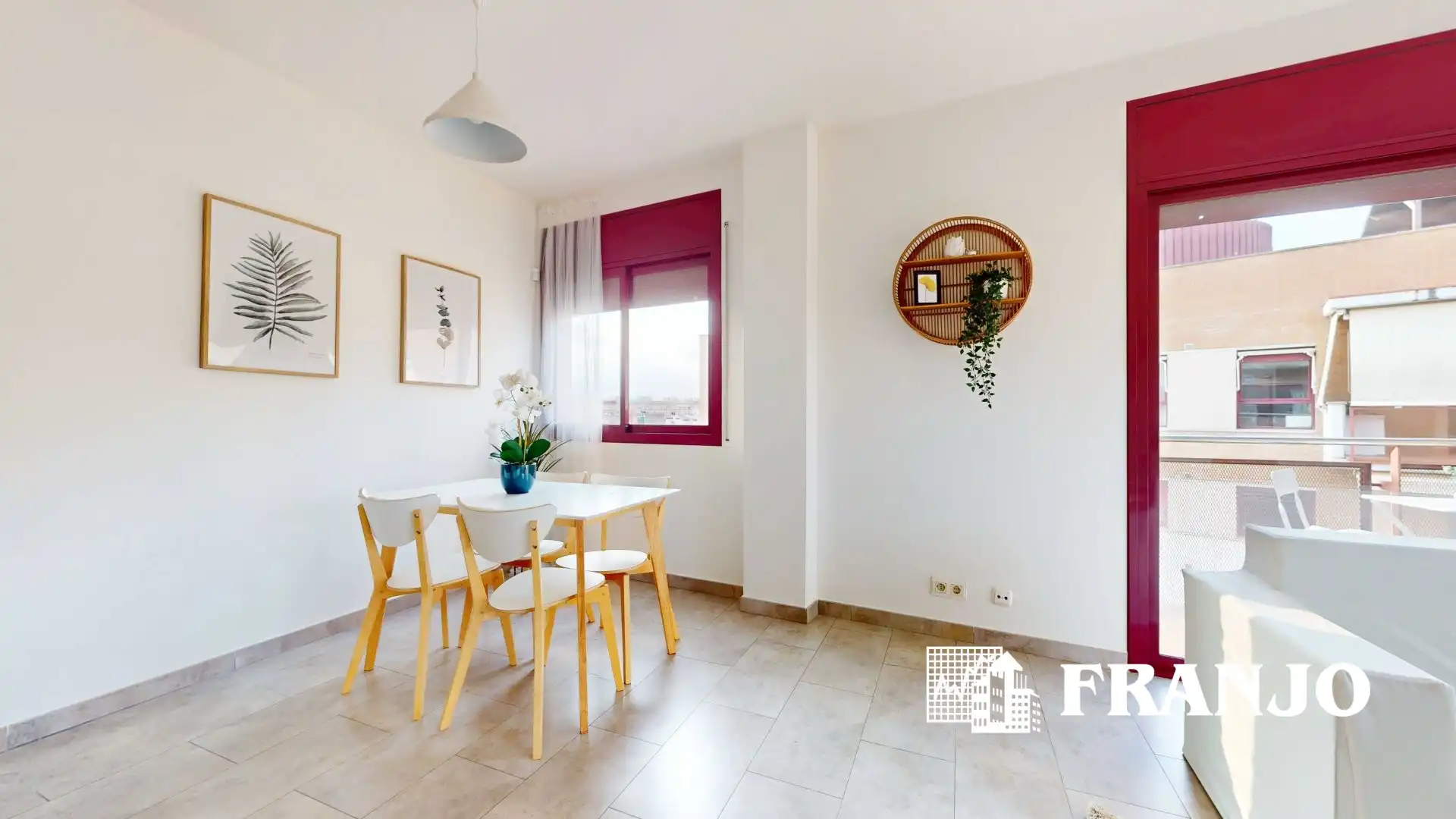 Küche von Dachboden zum Verkauf in Sabadell mit Heizung, Terrasse und Schwimmbad