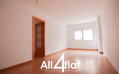 Bedroom of Flat for sale in L'Hospitalet de Llobregat  with Balcony