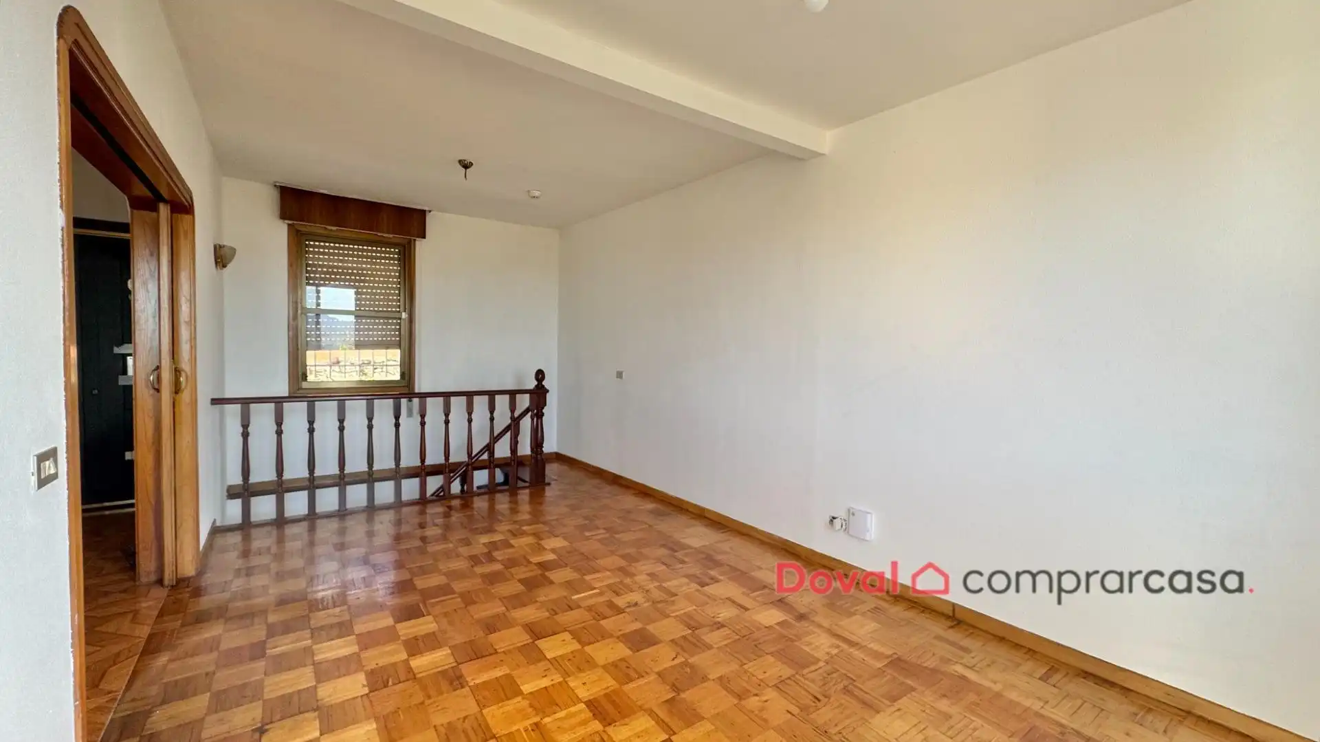 Houses for sale in Vigo   with Heating, Private garden and Parquet flooring