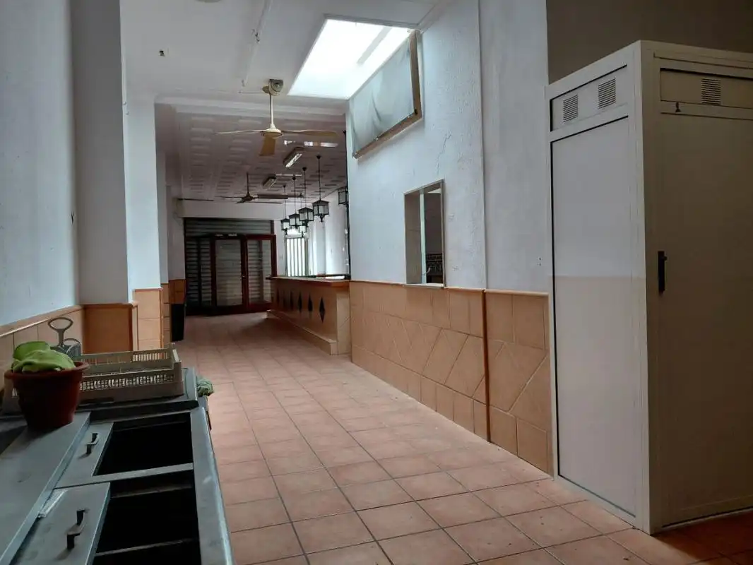 Local en venta en Corbera con Calefacción
