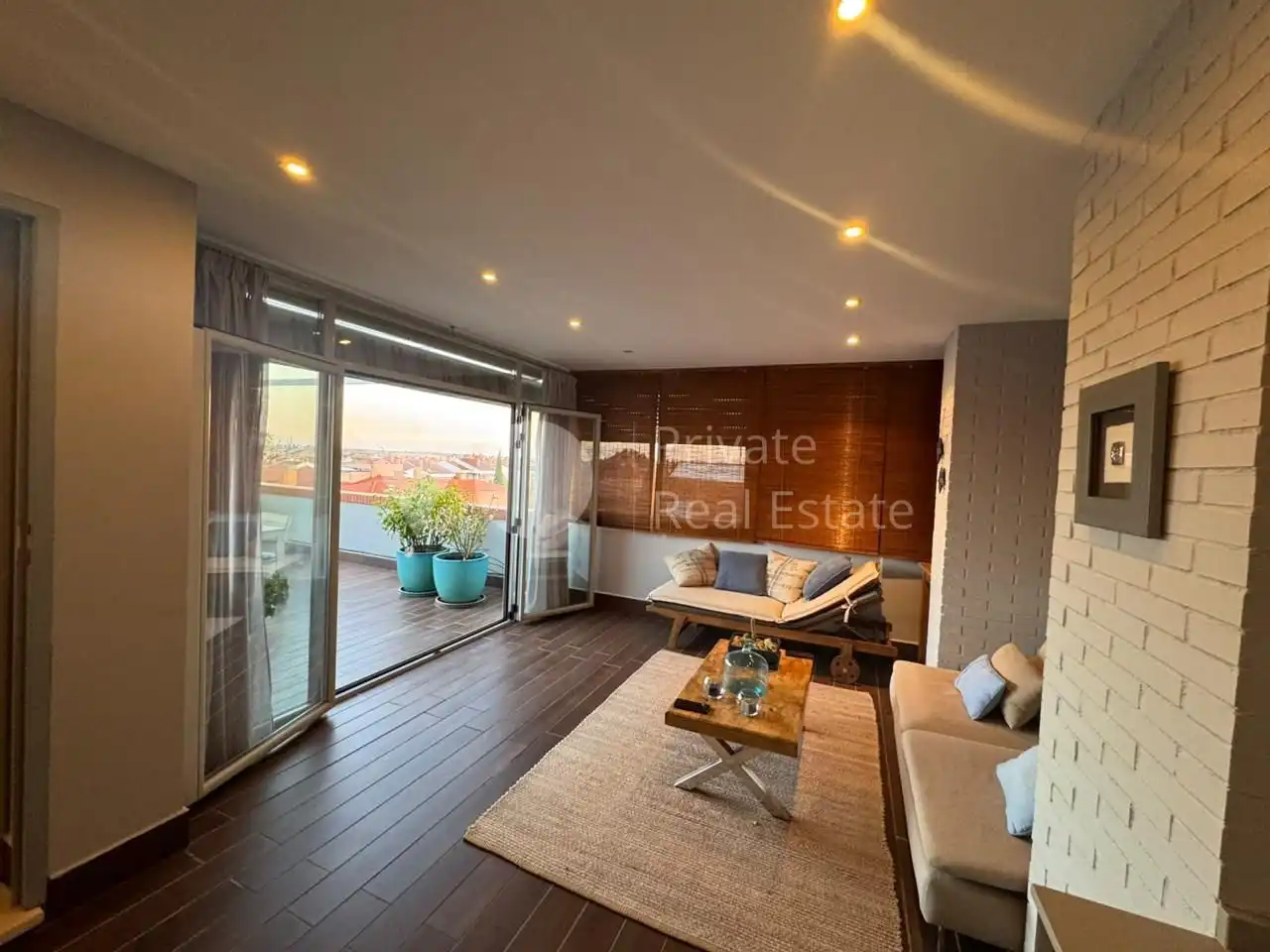 Duplex avec piscine à vendre à Sector B, imagen 14