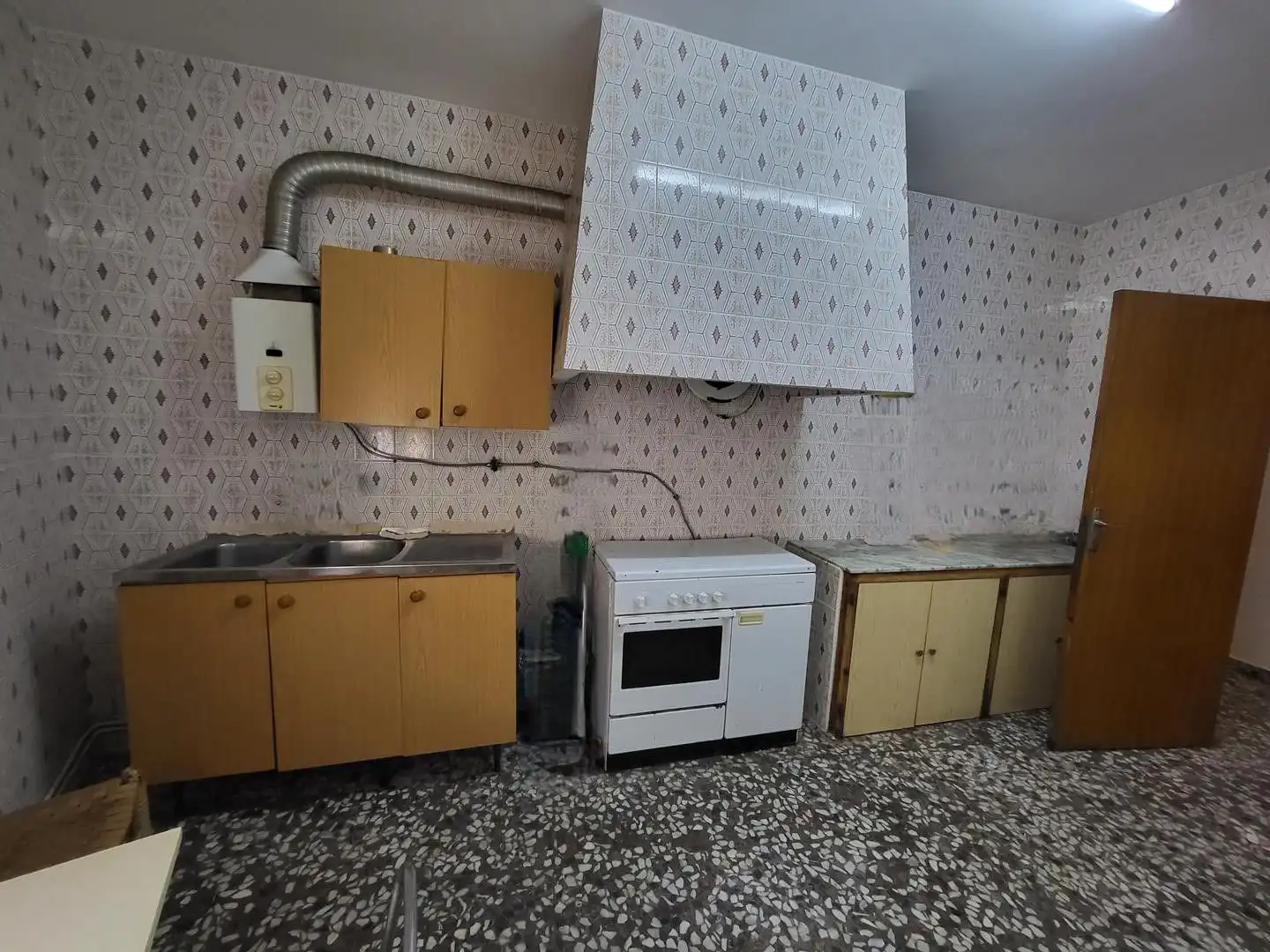 Casa amb terrassa en venda a Sisante, imagen 9