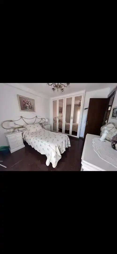 Schlafzimmer von Maisonette zum Verkauf in Rubí mit Klimaanlage und Balkon