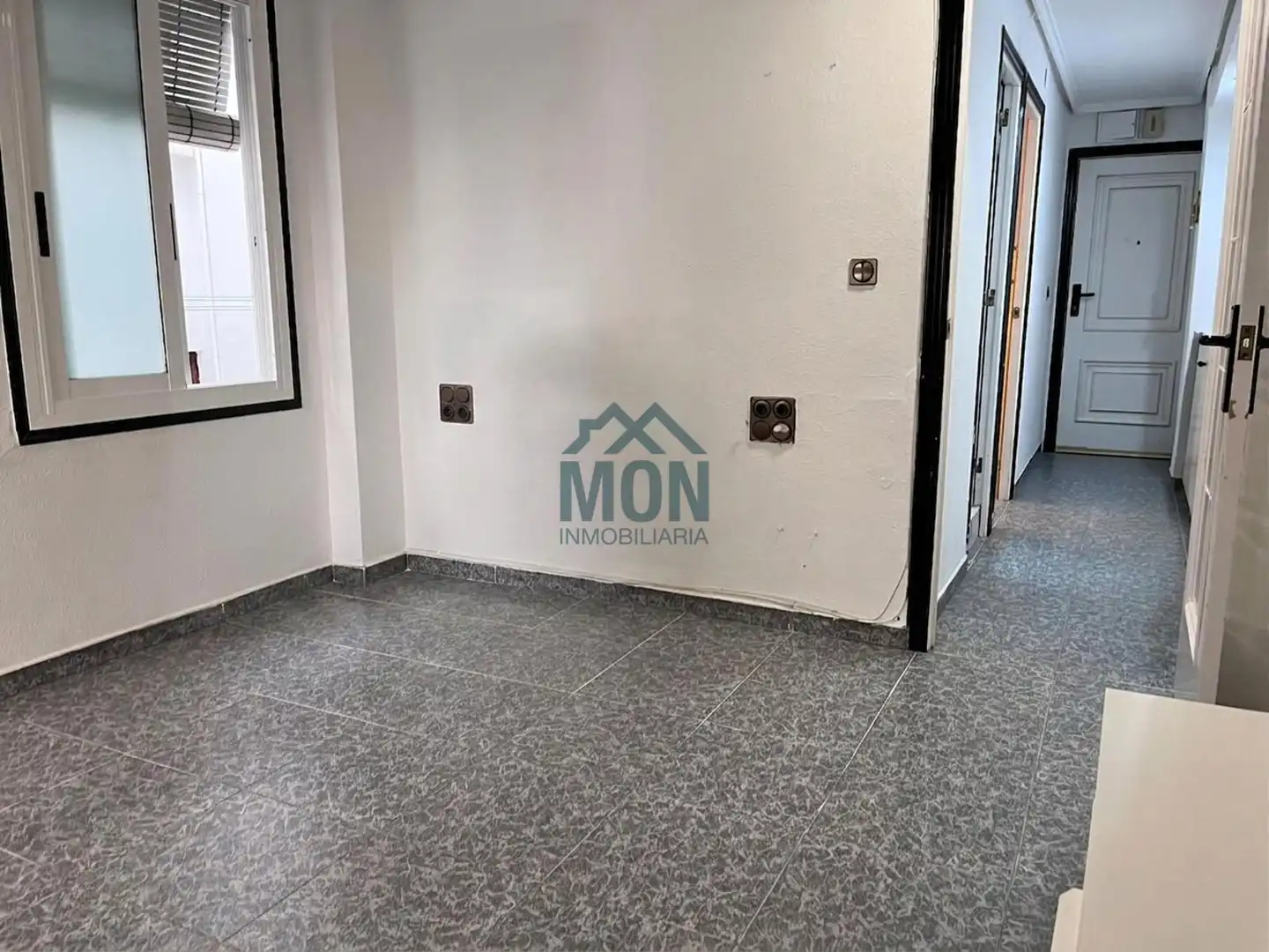 Habitación de Piso en venta en Valencia con Horno