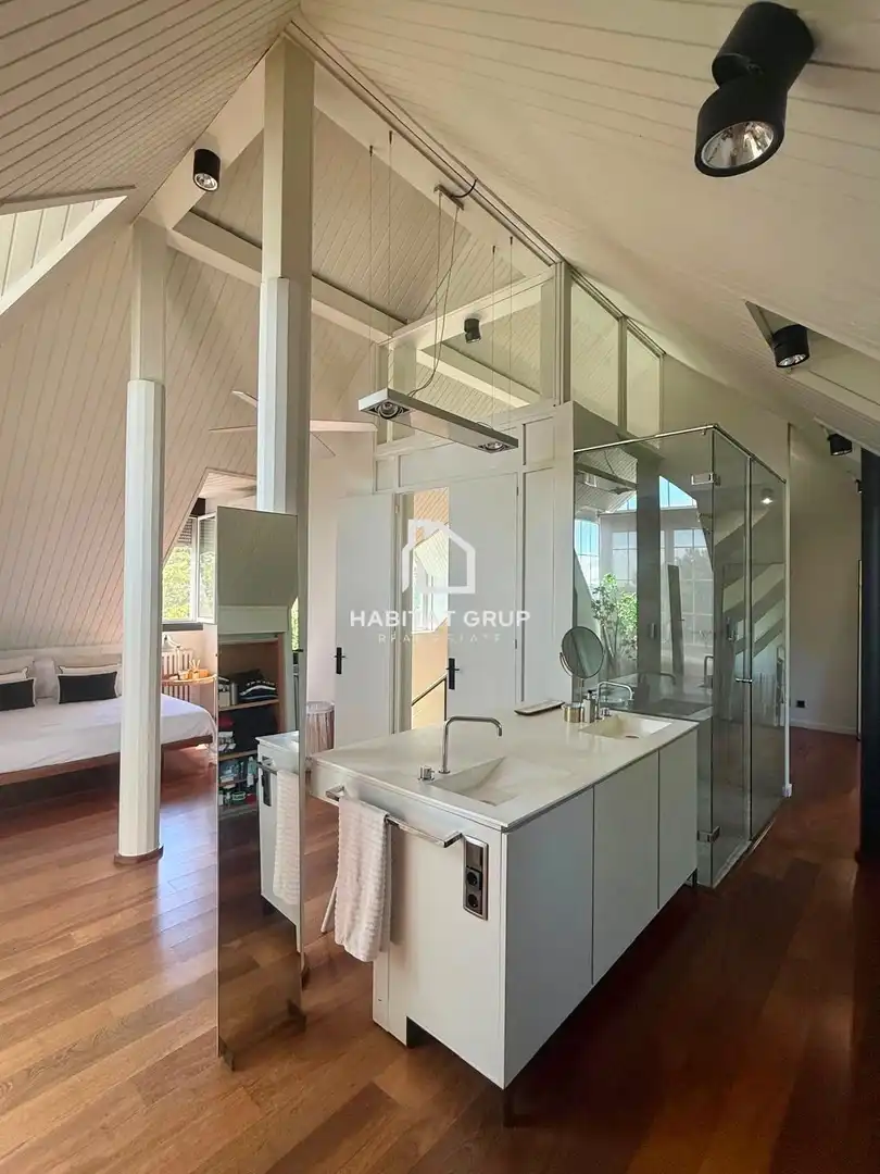 Baño de Casa o chalet en venta en Canovelles con Aire acondicionado, Calefacción y Jardín privado