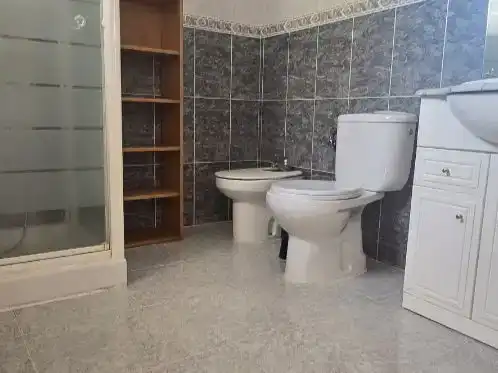 Baño de Piso en venta en Bétera con Aire acondicionado, Terraza y Balcón