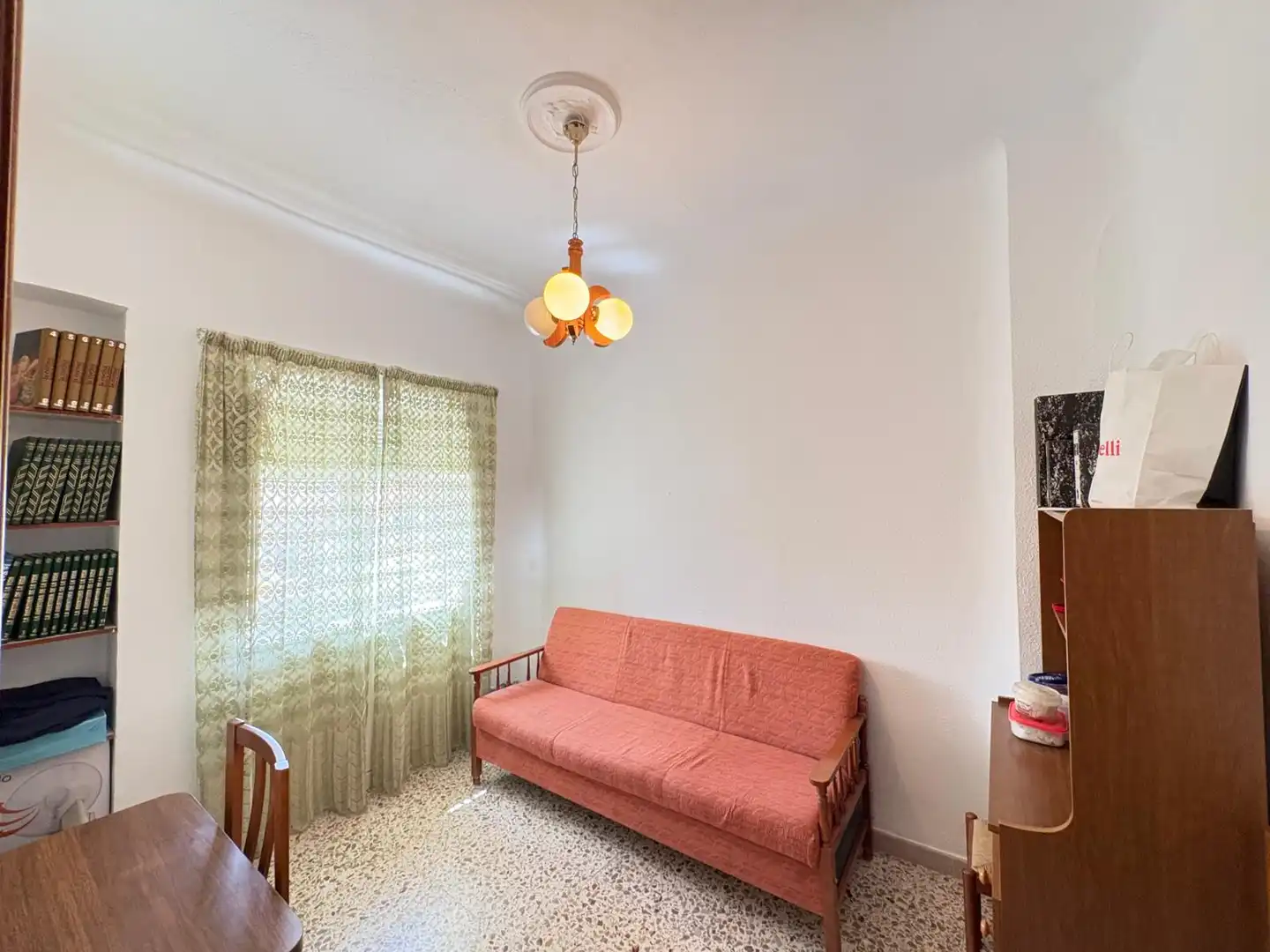 Sala d'estar de Pis en venda en Alicante / Alacant amb Moblat i Balcó