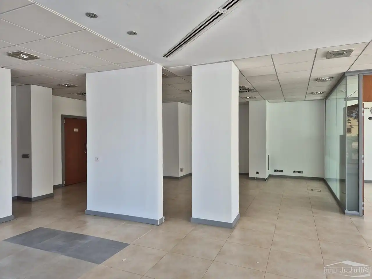 Local en venta en Lucena