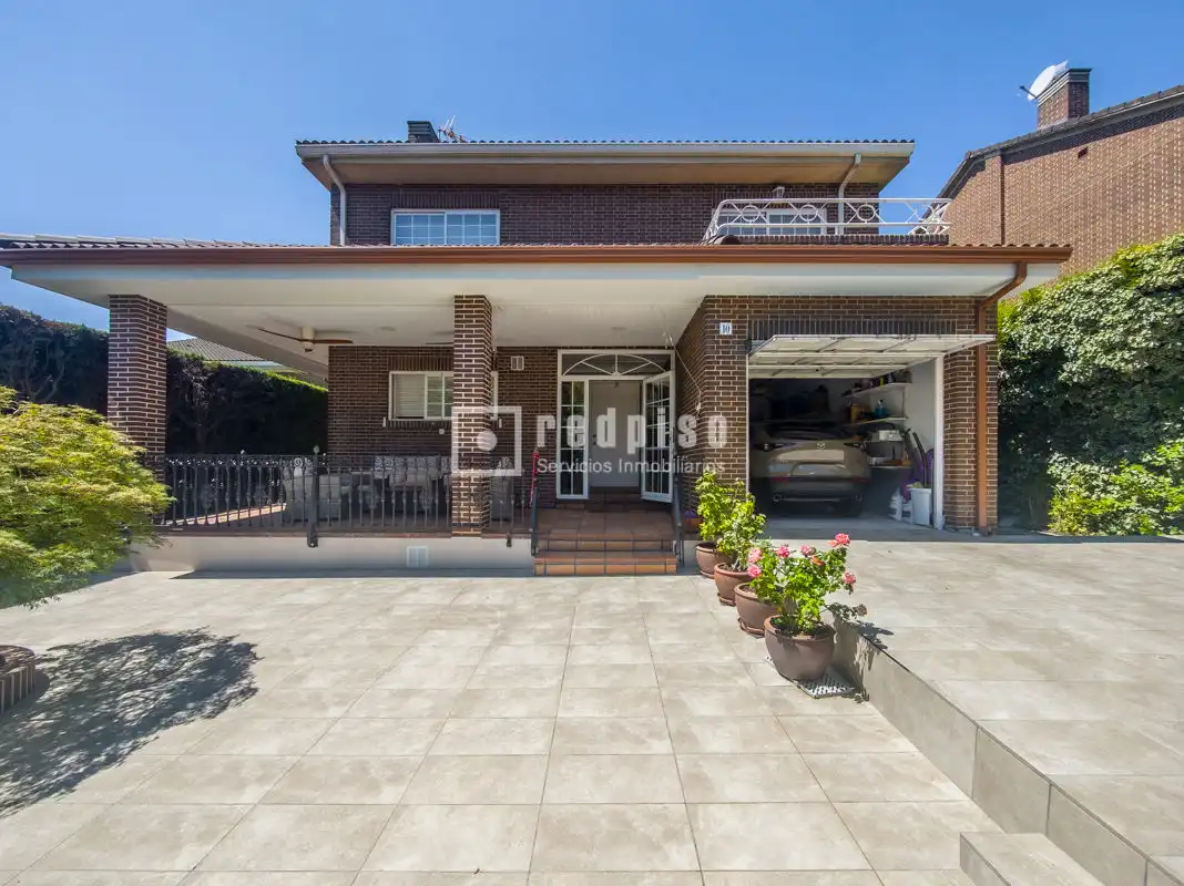 Villa avec piscine à vendre à  Urbanizaciones, imagen 2