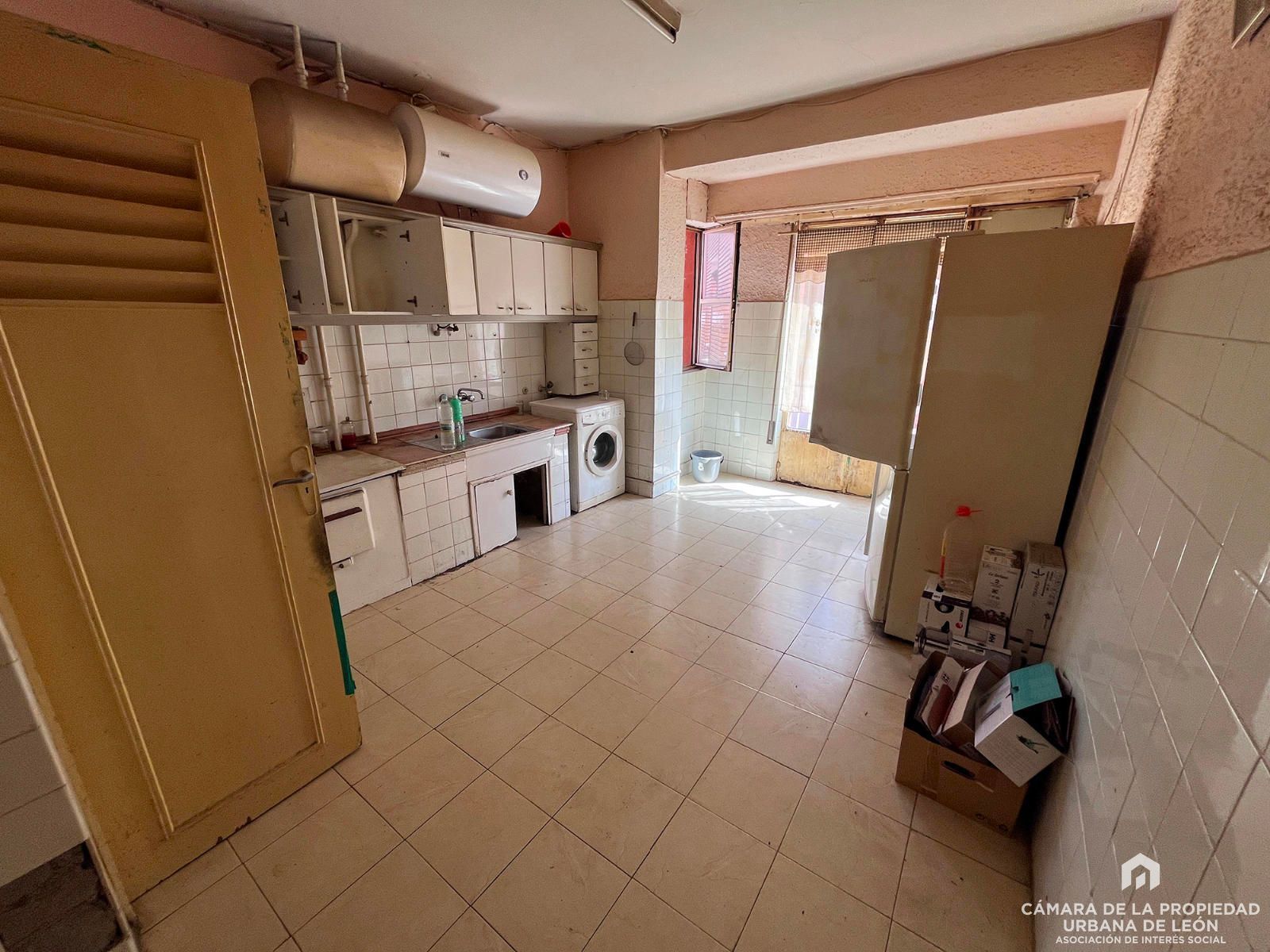 Cocina de Piso en venta en León Capital 
