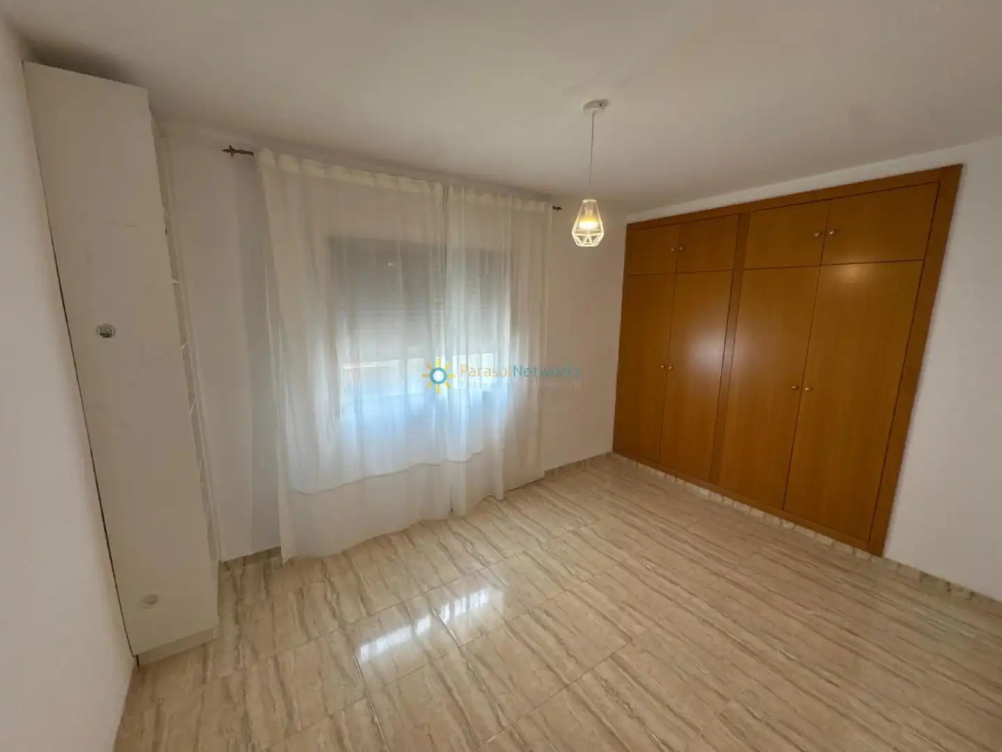 Flat for rent in Oliva  with Balcony