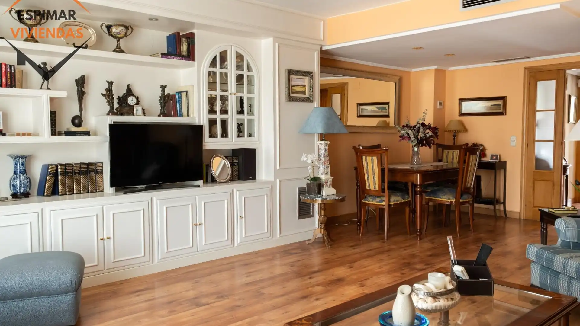 Sala de estar de Casa adosada en venta en  Zaragoza Capital con Aire acondicionado, Jardín privado y Terraza