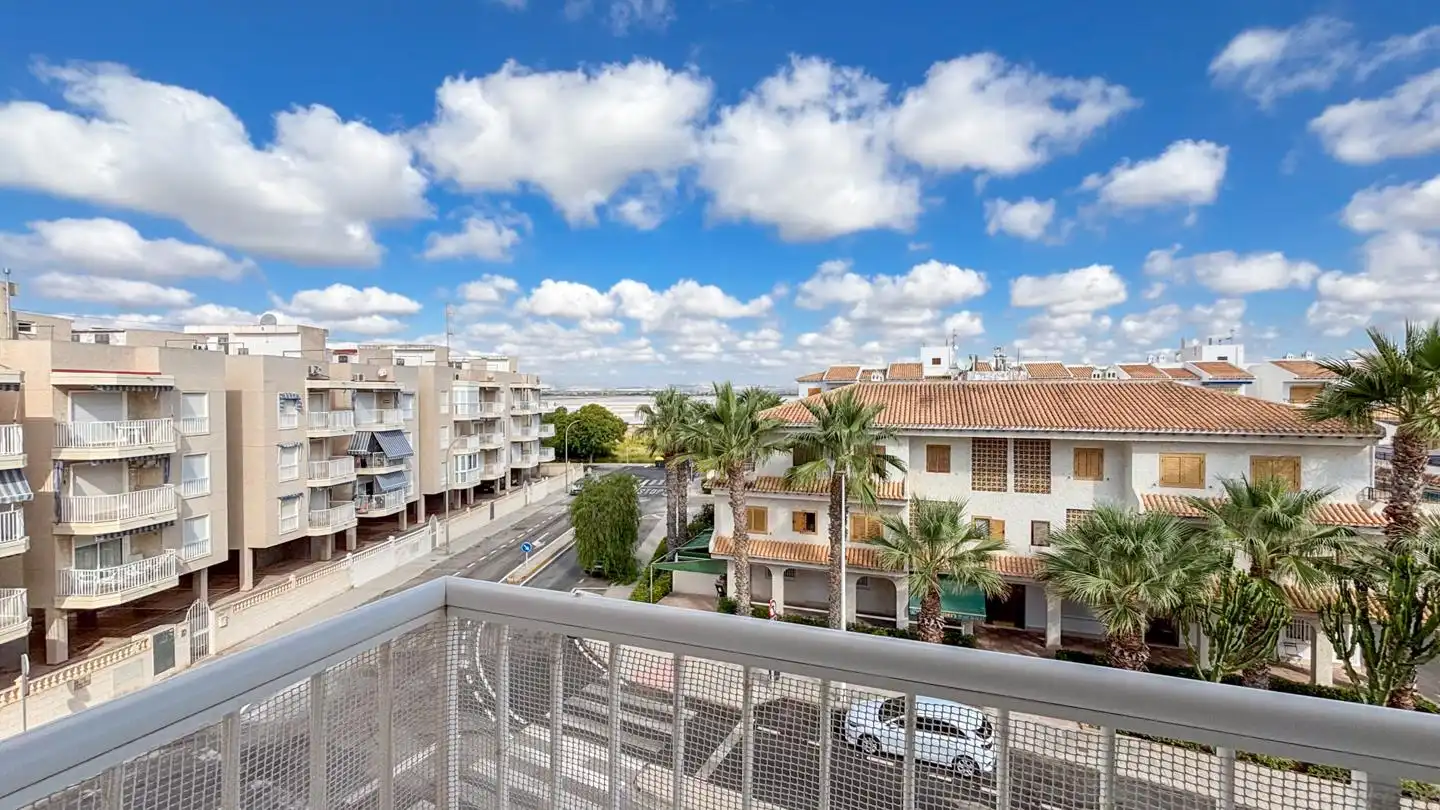Vista exterior de Apartamento en venta en Santa Pola con Aire acondicionado, Terraza y Piscina