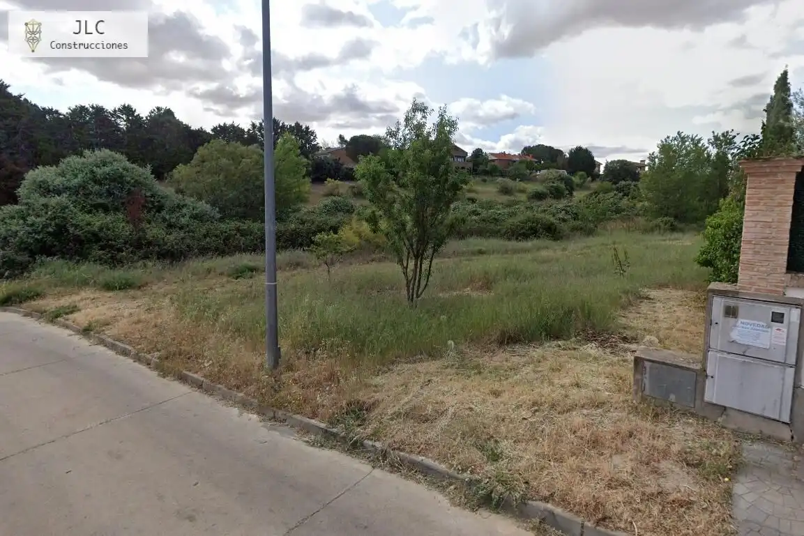 Terreny residencial en venda a CUENCA