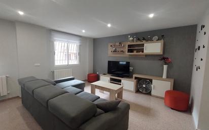 Living room of Flat for sale in Castalla  with Heating, Furnished and Oven