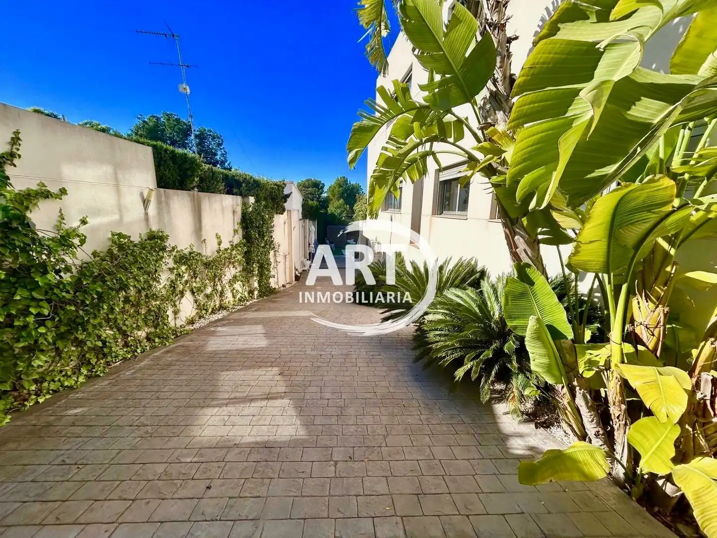 Jardín de Casa o chalet en venta en Llíria con Aire acondicionado, Calefacción y Jardín privado