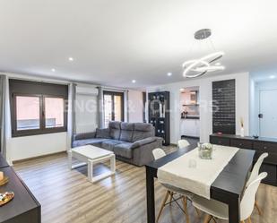 Sala d'estar de Apartament en venda en Mataró amb Aire condicionat, Calefacció i Parquet