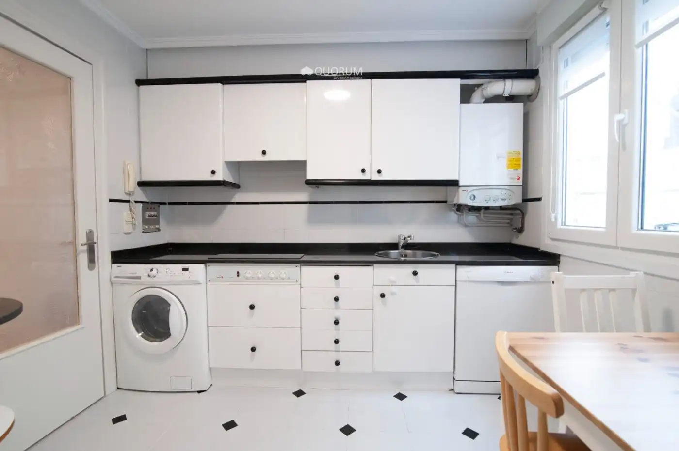 Wohnung mit Aufzug zur Miete in Calle Fernandez del Campo, imagen 9