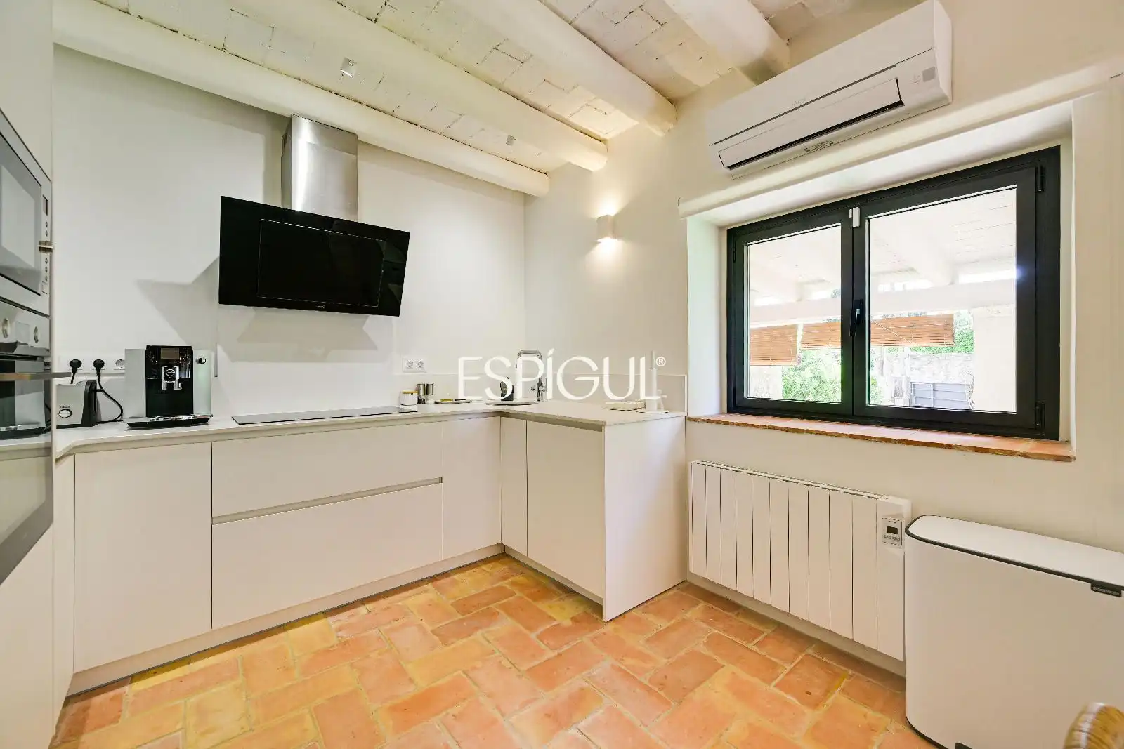 Cuina de Casa o xalet en venda en La Bisbal d'Empordà amb Aire condicionat, Calefacció i Parquet