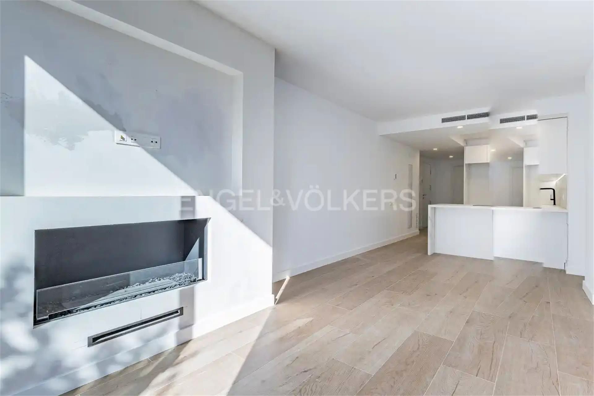 Duplex for sale in Carrer de Laureà Miró, 145, Centre - Can Nadal