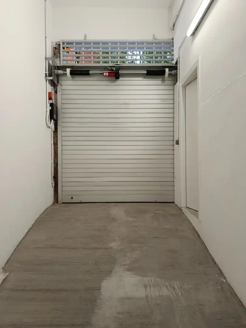 Parkplatz von Wohnung zum Verkauf in Girona mit Heizung, Terrasse und Balkon