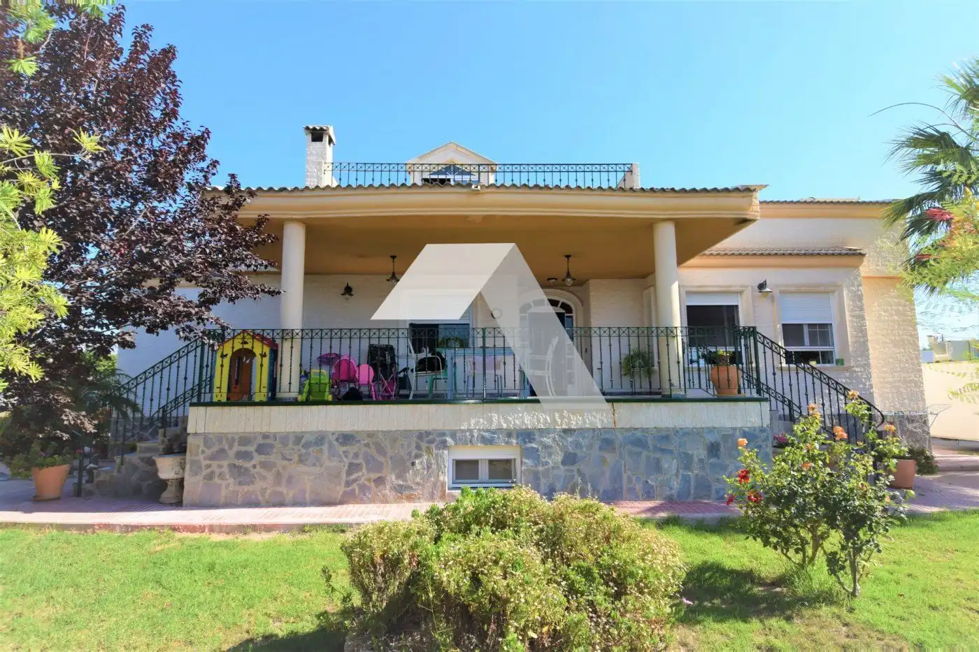 Houses for sale in Villamontes - Boqueres