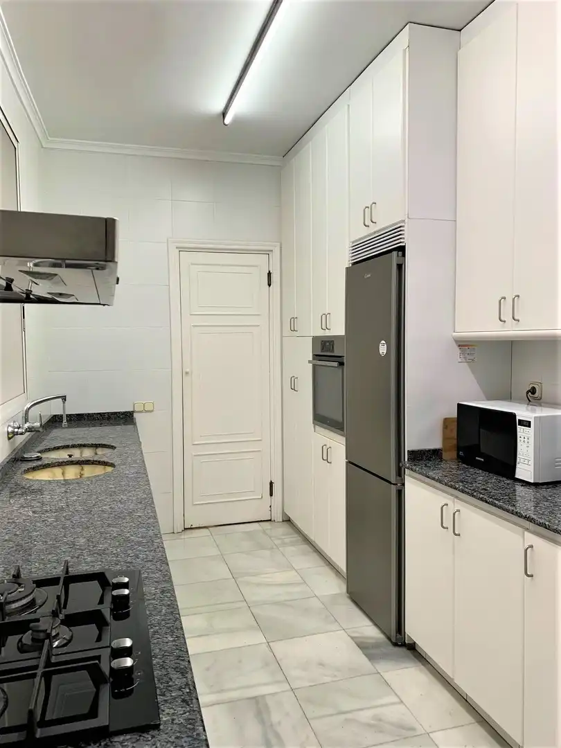 Cocina de Piso de alquiler en Valencia con Aire acondicionado y Calefacción