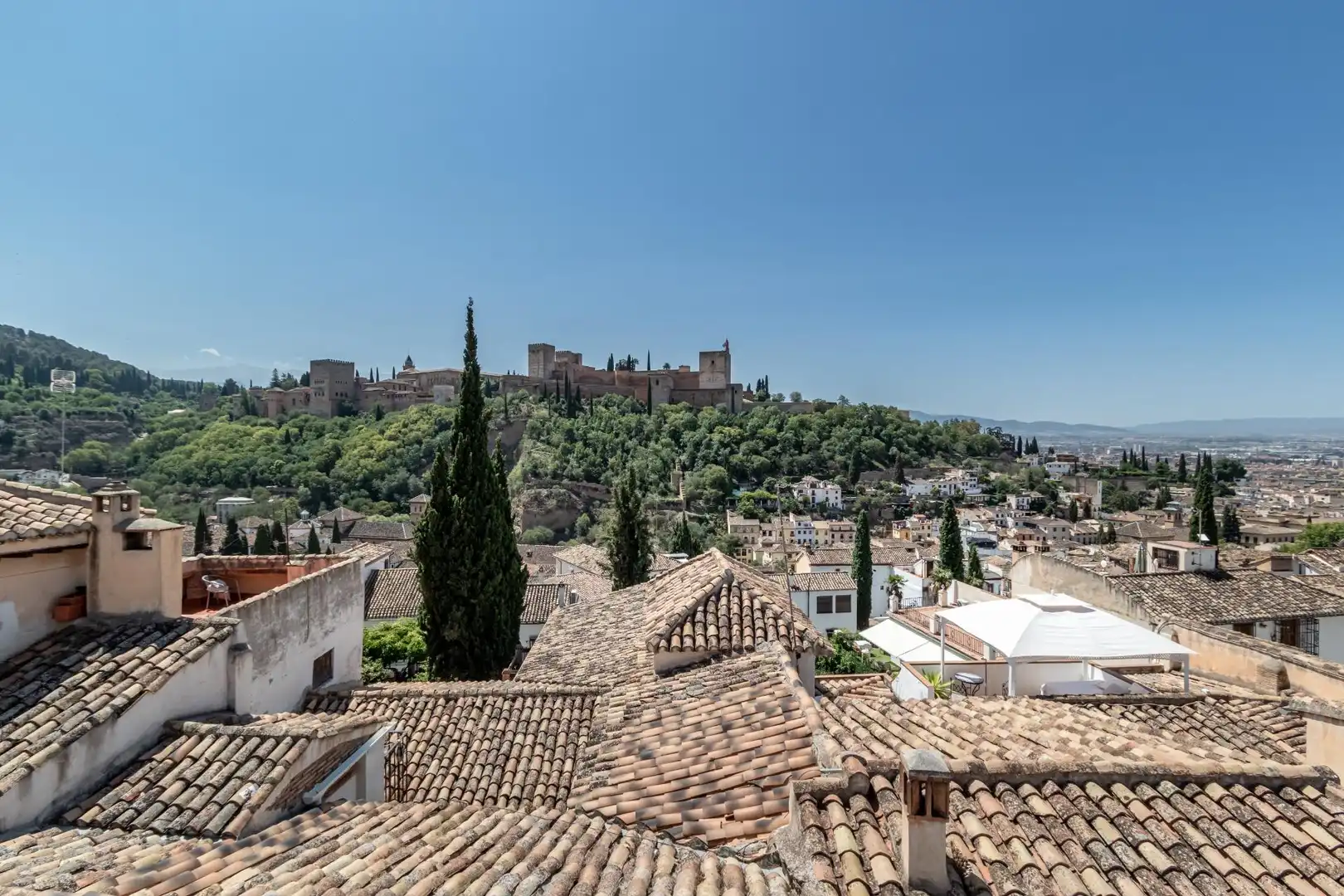 Vista exterior de Casa o chalet en venta en Granada con Terraza
