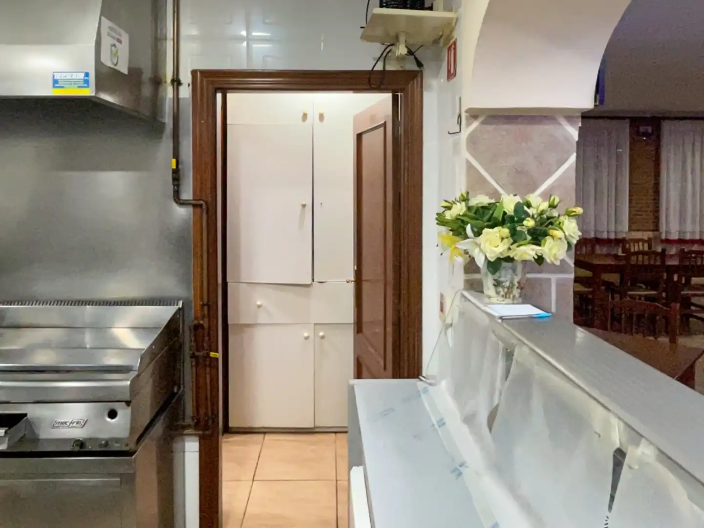 Cuina de Local en venda en Sagunto / Sagunt amb Aire condicionat i Moblat
