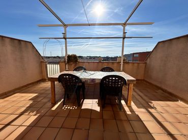 Adosado con balcón en venta en Carrer Rafael de Casanova