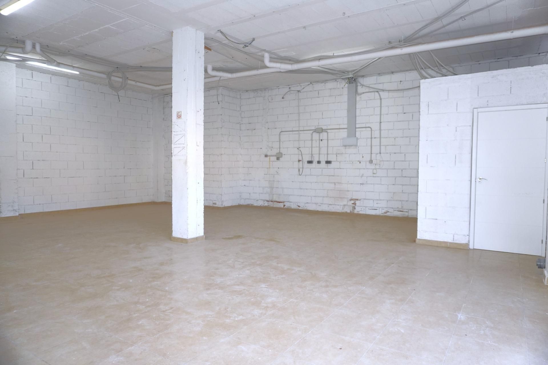 Local en venda en Huércal de Almería