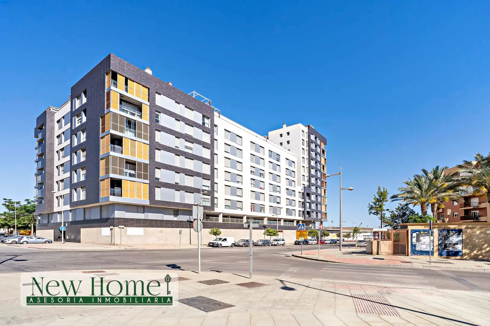 Vista exterior de Piso en venta en Almería con Amueblado