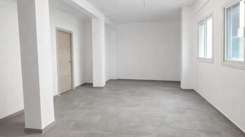 Foto 3 von Erdgeschoss zum Verkauf in Calle del Arquitecto Rodríguez, Els Orriols,  Valencia Capital