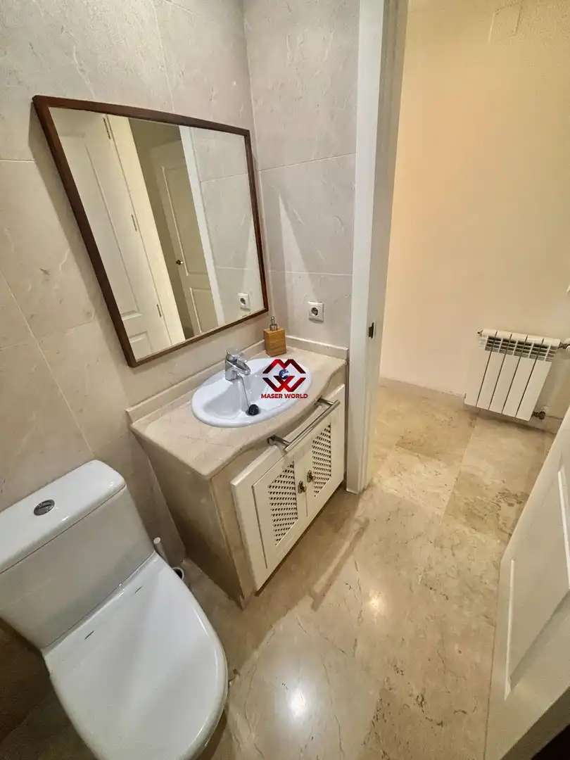 Mini appartamento con terrazza in vendita a Roda, imagen 32